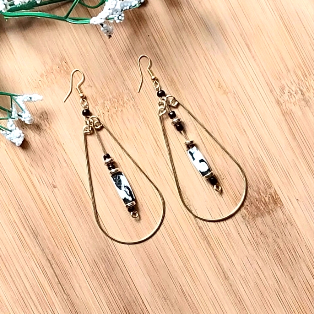 1PR Beautil Kenyan Brass Petali and Batik Earrings - Picture 3 of 5